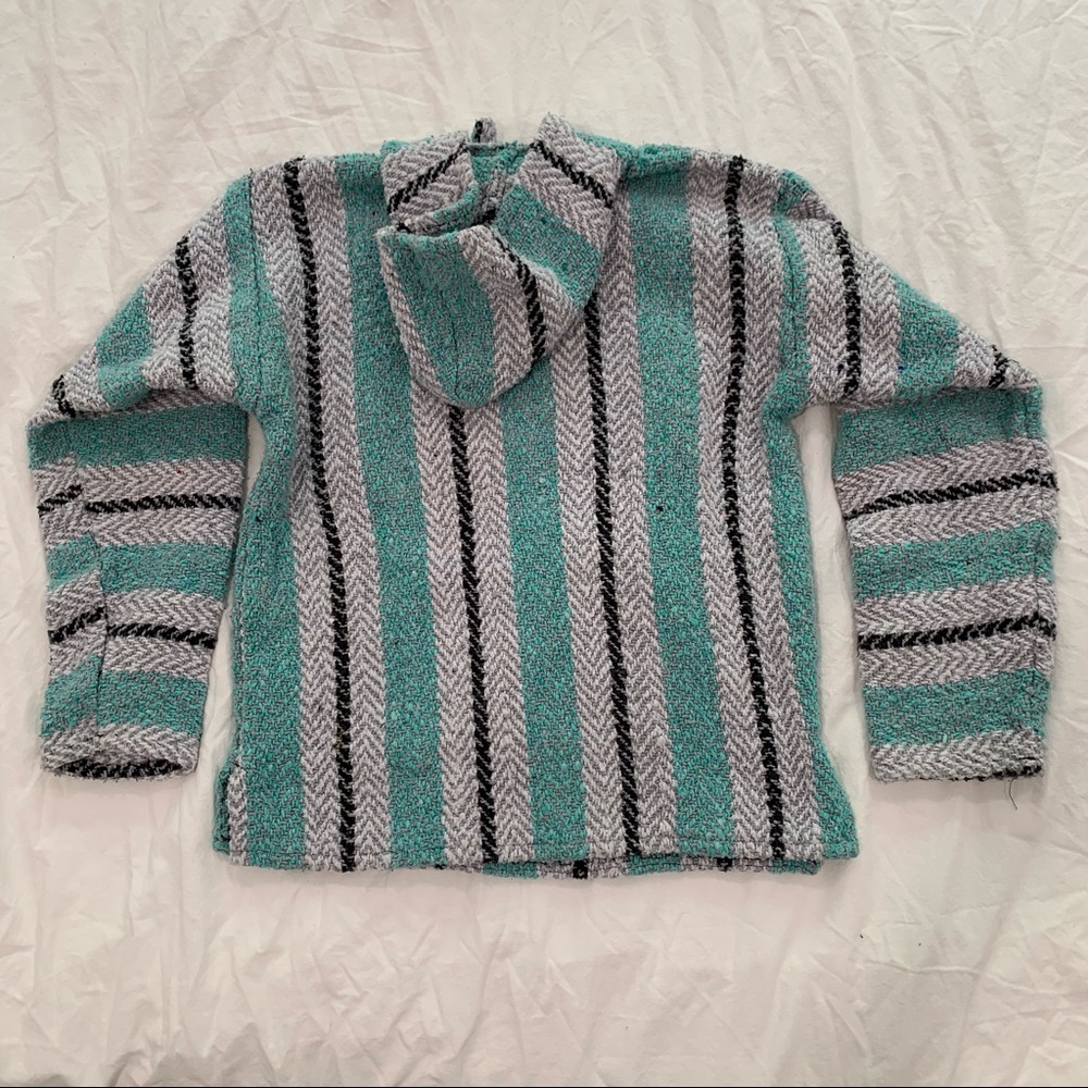 🏄🏼‍♀️Earth Ragz Sweater - Picture 3 of 5